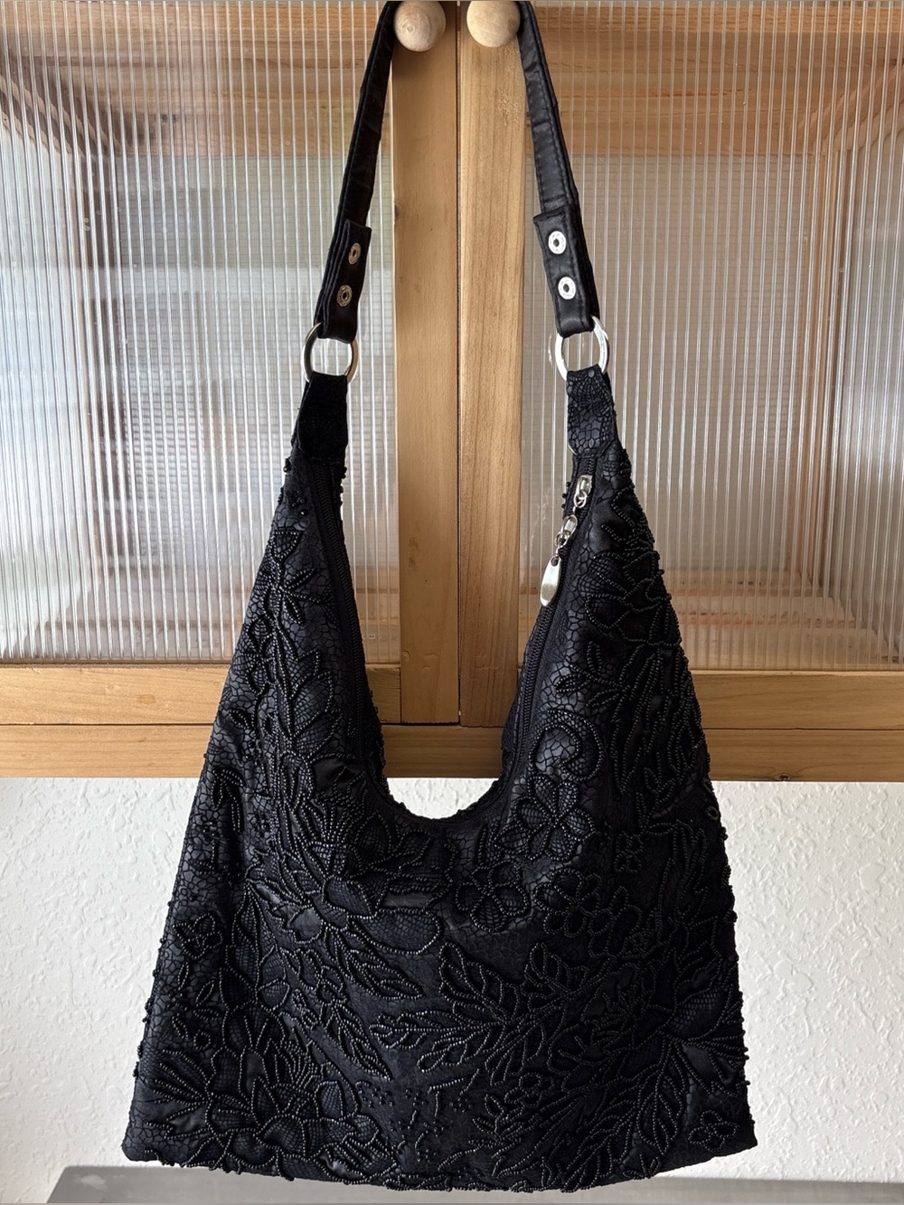 Vintage Boho Black Beaded Floral Hobo Bag✨ - Picture 1 of 8